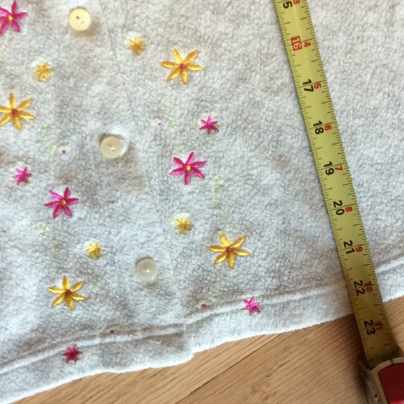 Westbound embroidered fleece top or jacket. - Picture 7 of 9